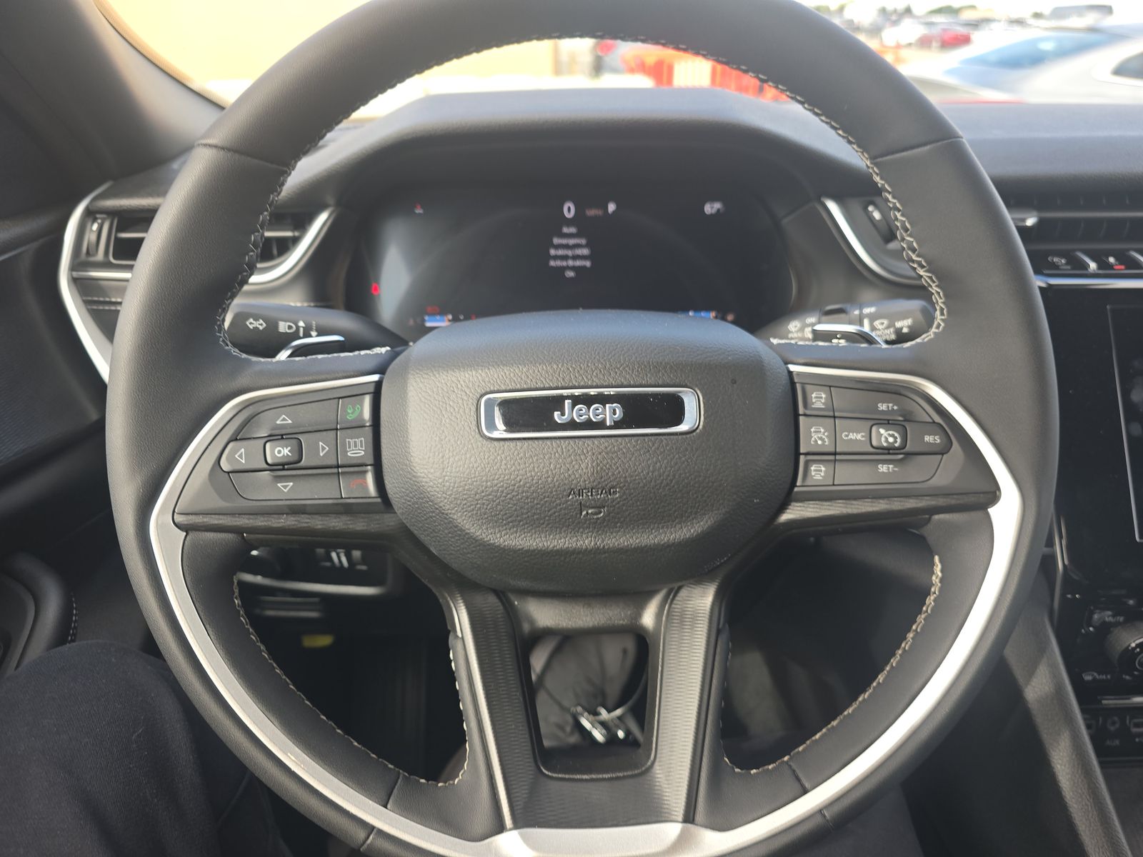 2024 Jeep Grand Cherokee Altitude RWD