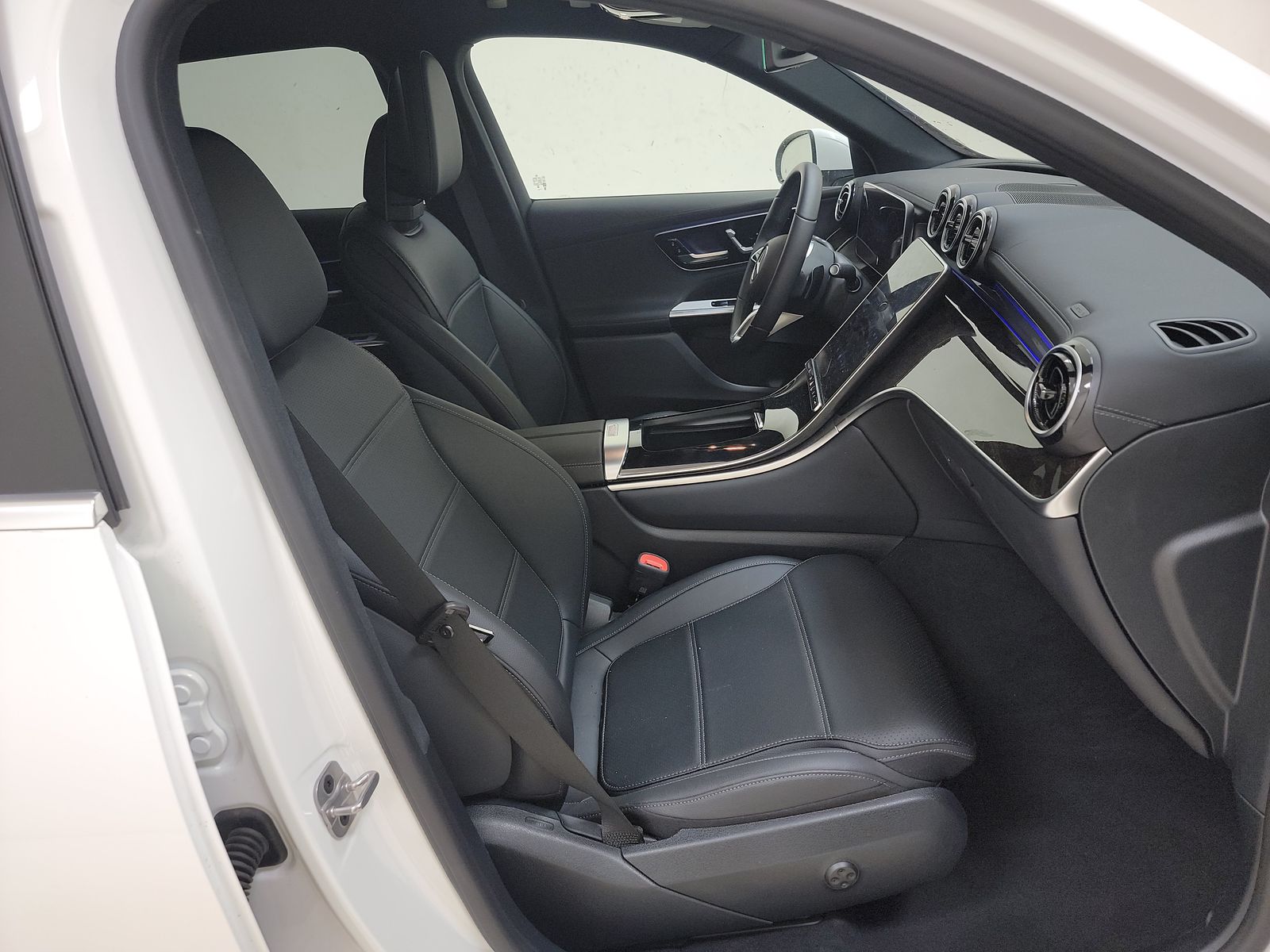 2024 Mercedes-Benz GLC GLC 300 RWD