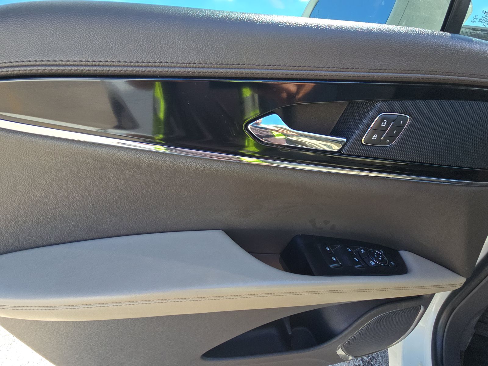 2022 Lincoln Nautilus Standard FWD