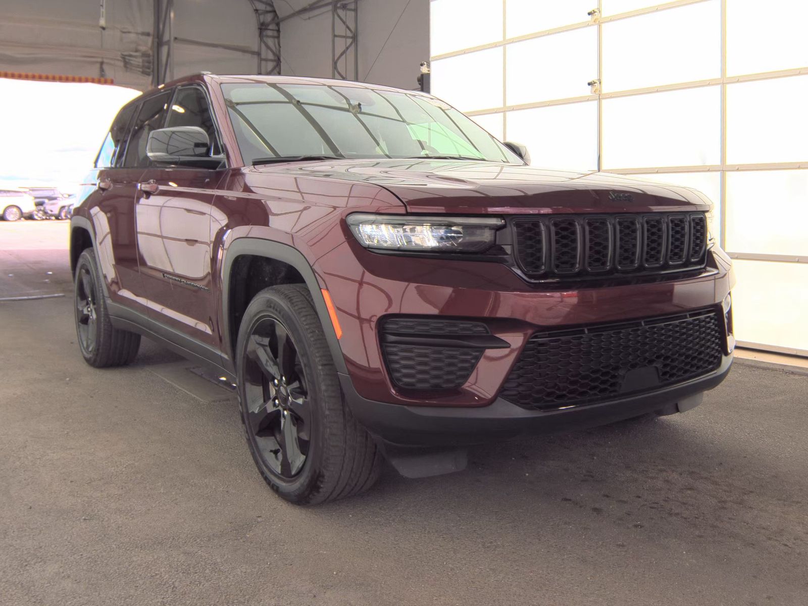 2024 Jeep Grand Cherokee Altitude RWD