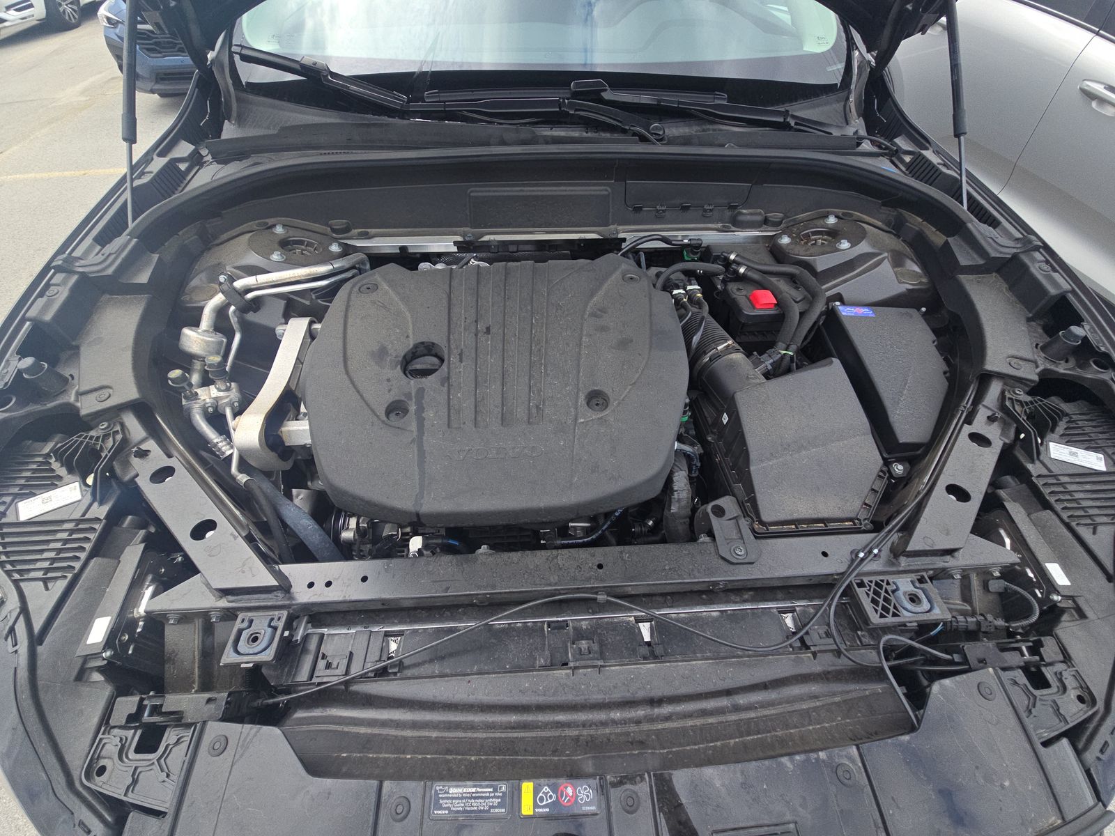 2025 Volvo XC60 B5 Plus AWD