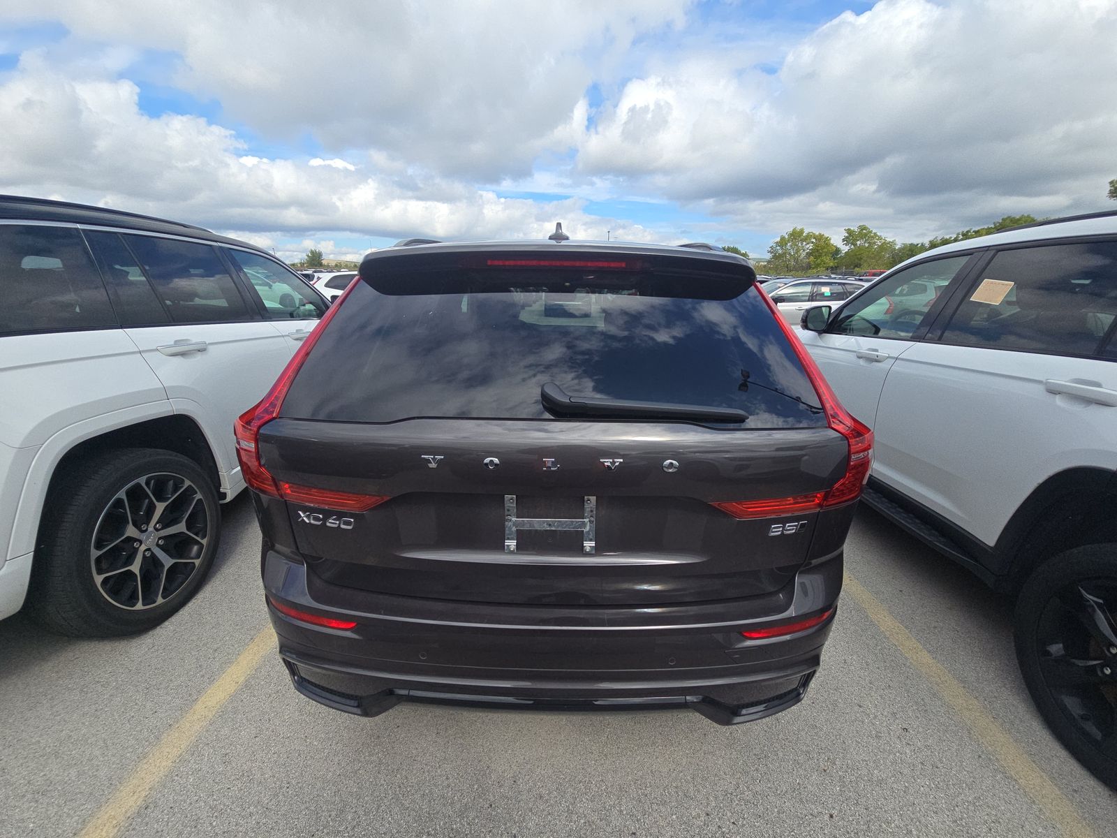 2025 Volvo XC60 B5 Plus AWD