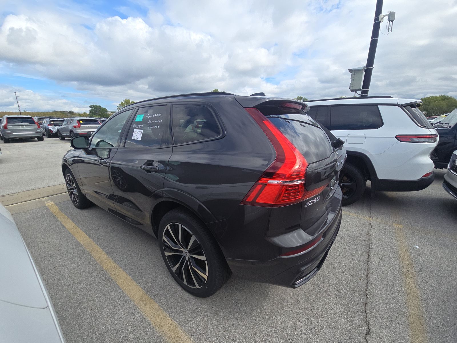 2025 Volvo XC60 B5 Plus AWD