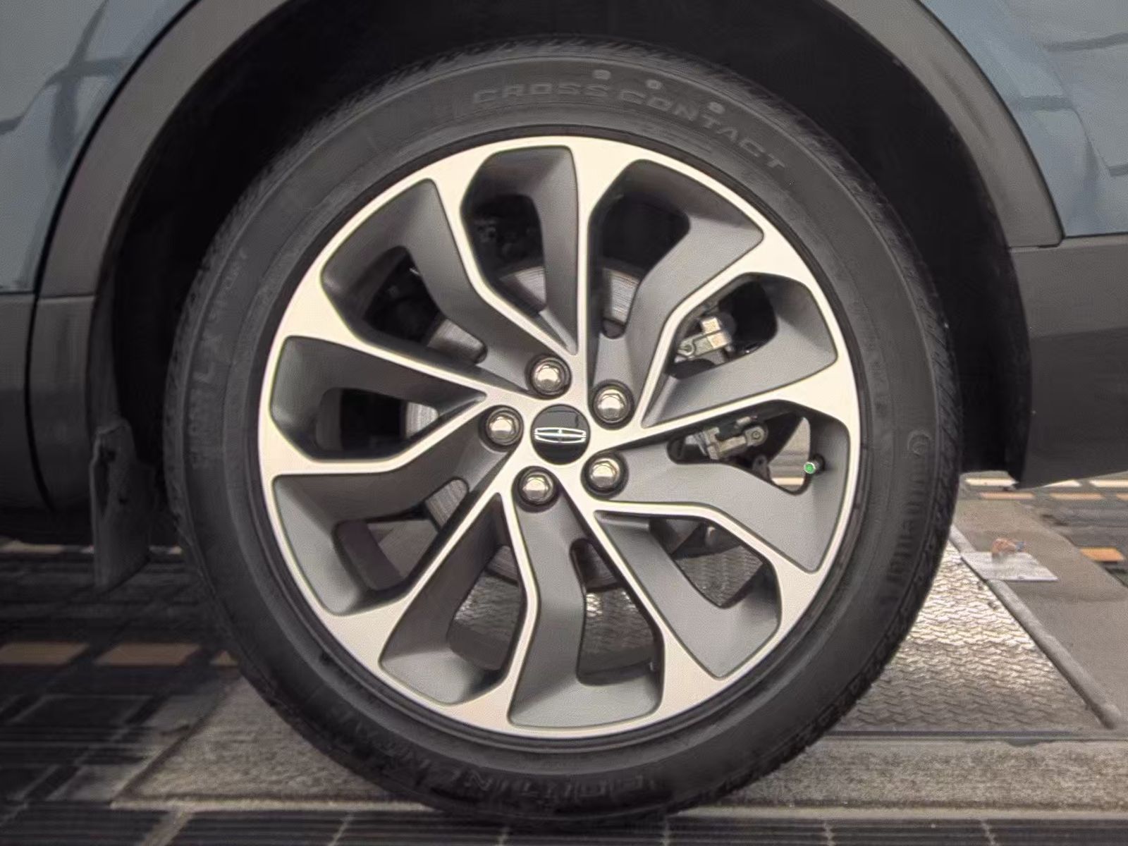 2022 Lincoln Nautilus Reserve FWD