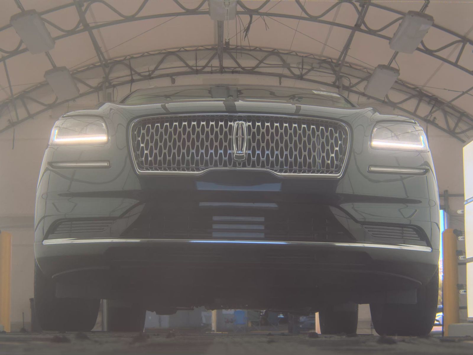 2022 Lincoln Nautilus Reserve FWD