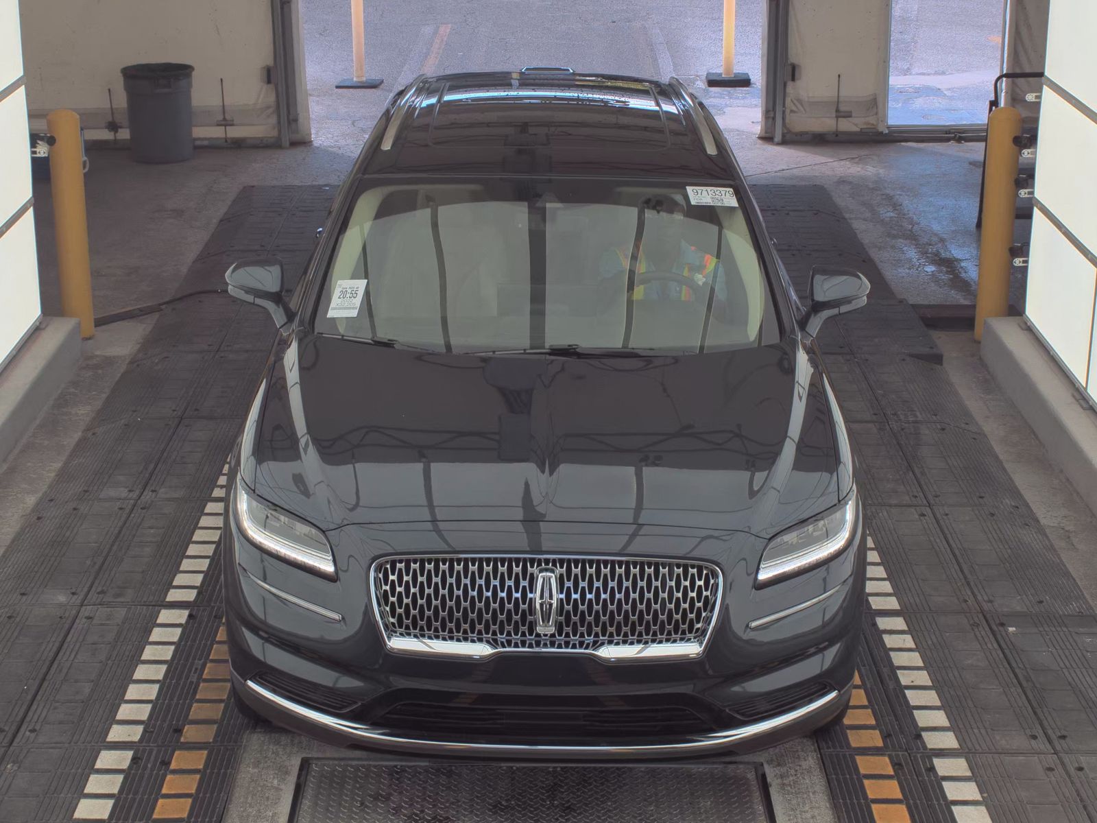 2022 Lincoln Nautilus Reserve FWD