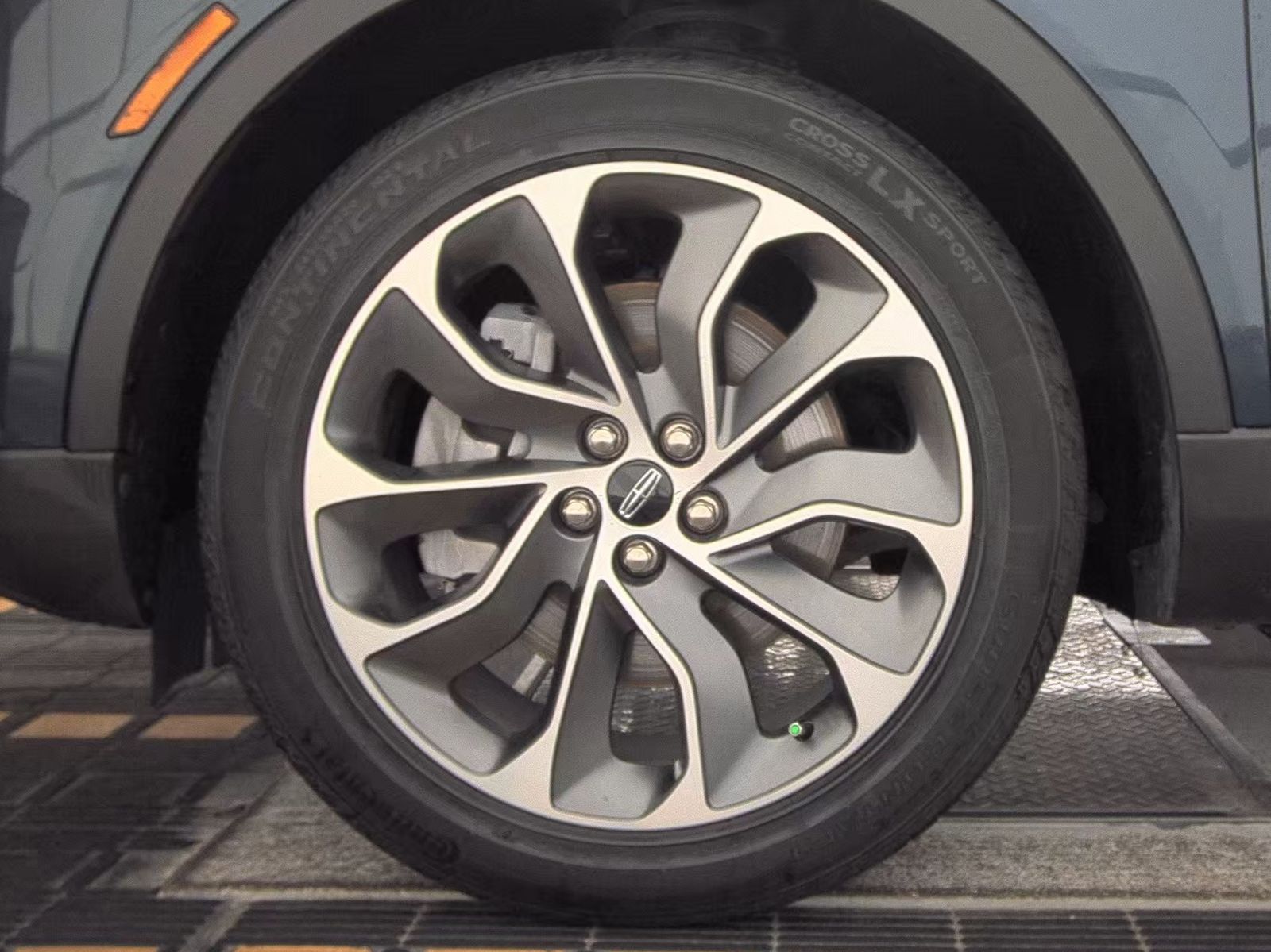 2022 Lincoln Nautilus Reserve FWD