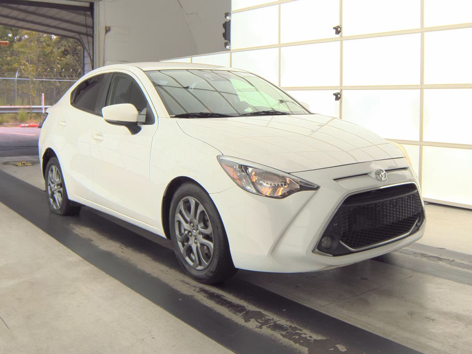 2019 Toyota Yaris LE FWD