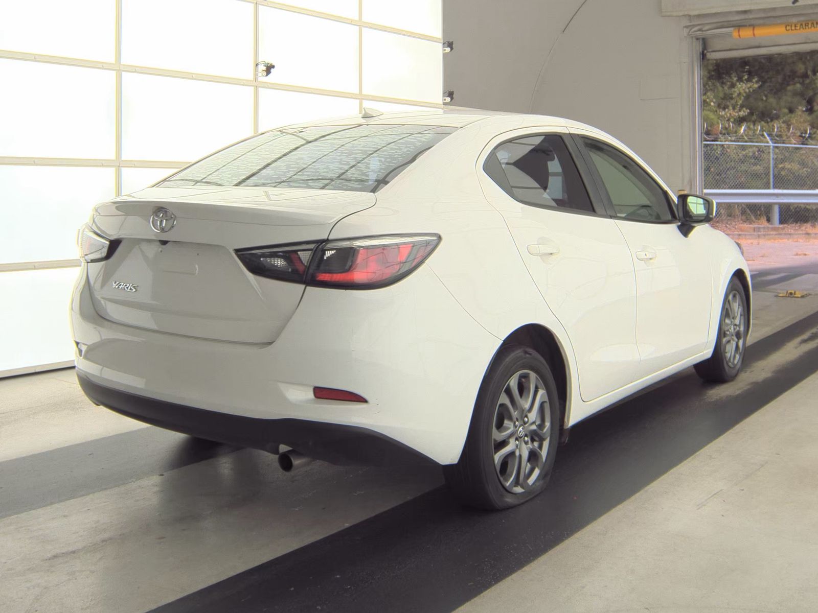 2019 Toyota Yaris LE FWD