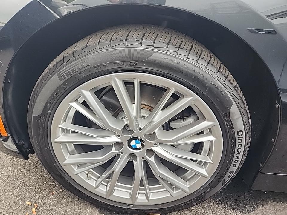 2023 BMW 3 Series 330i xDrive AWD