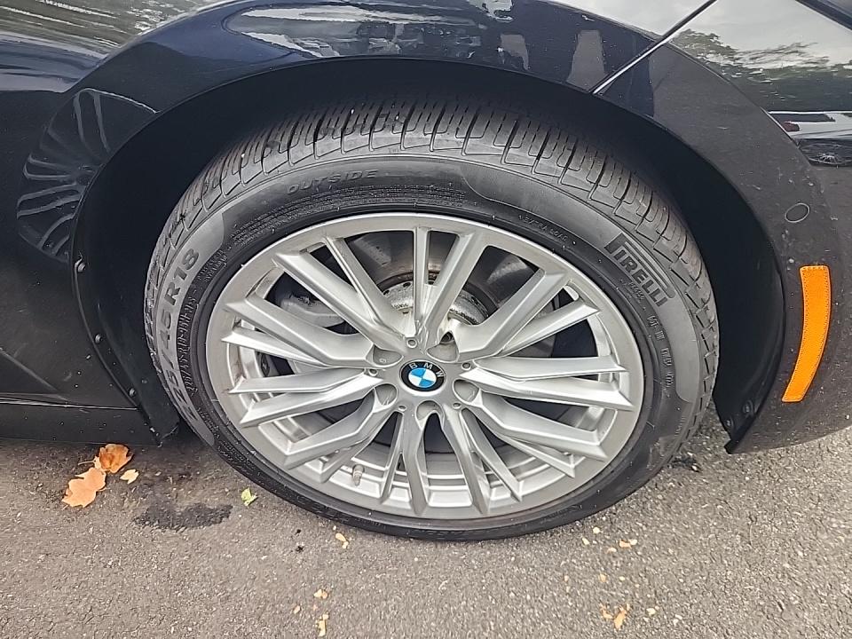 2023 BMW 3 Series 330i xDrive AWD