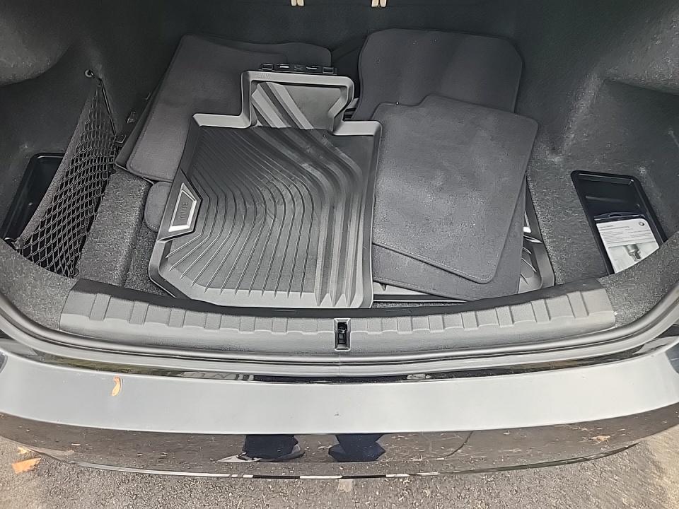 2023 BMW 3 Series 330i xDrive AWD