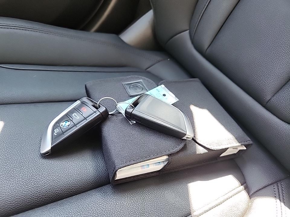 2021 BMW 3 Series 330e xDrive AWD