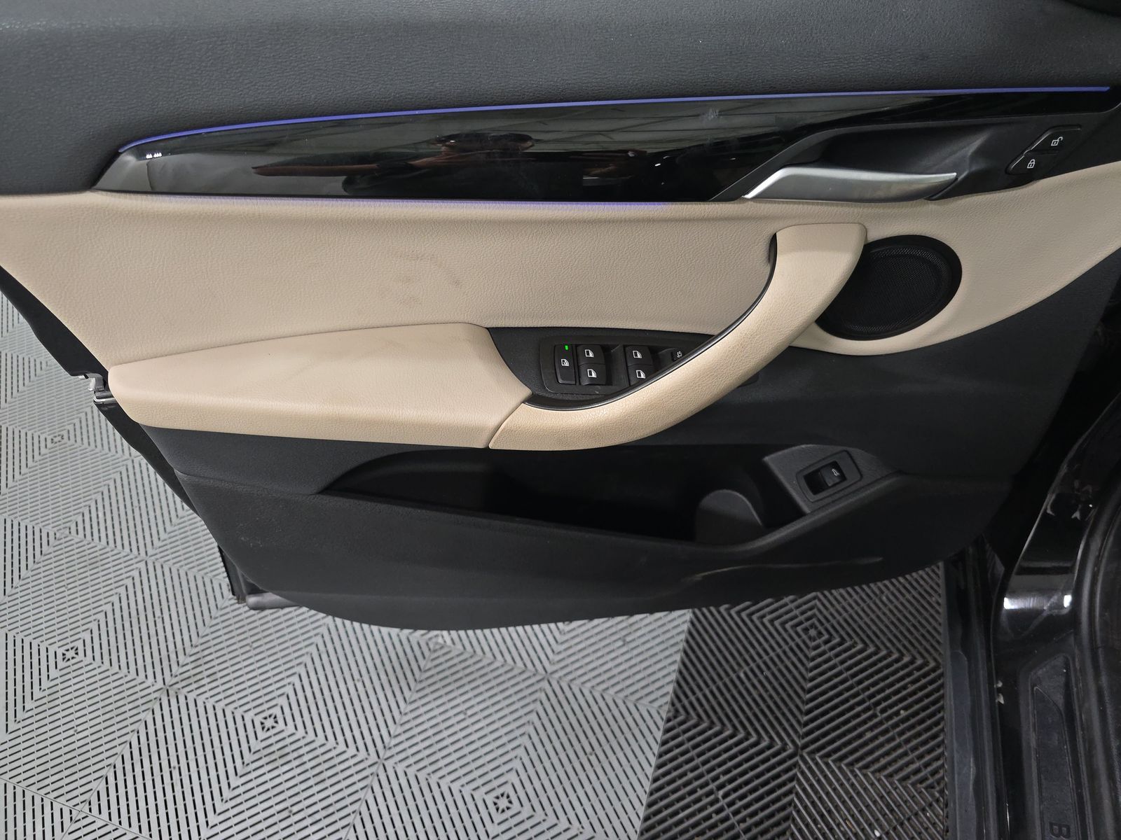 2023 BMW X2 xDrive28i AWD