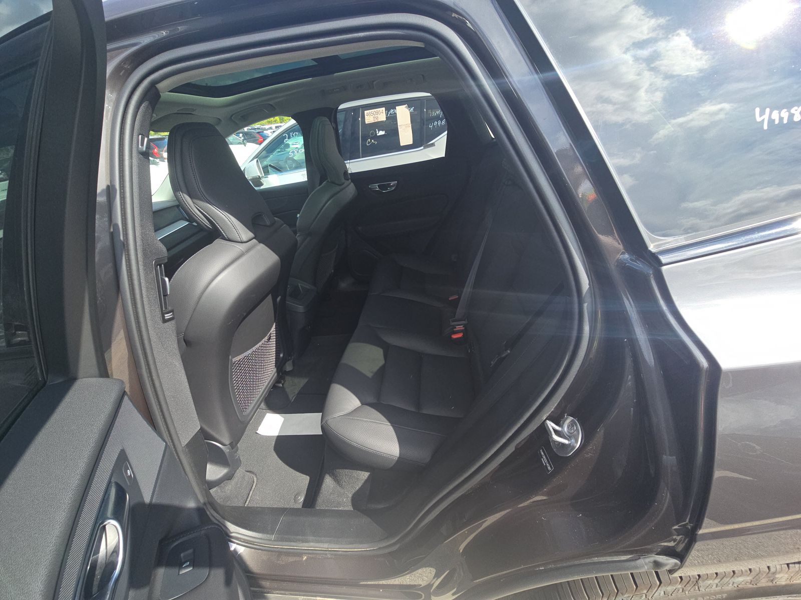 2025 Volvo XC60 B5 Plus AWD