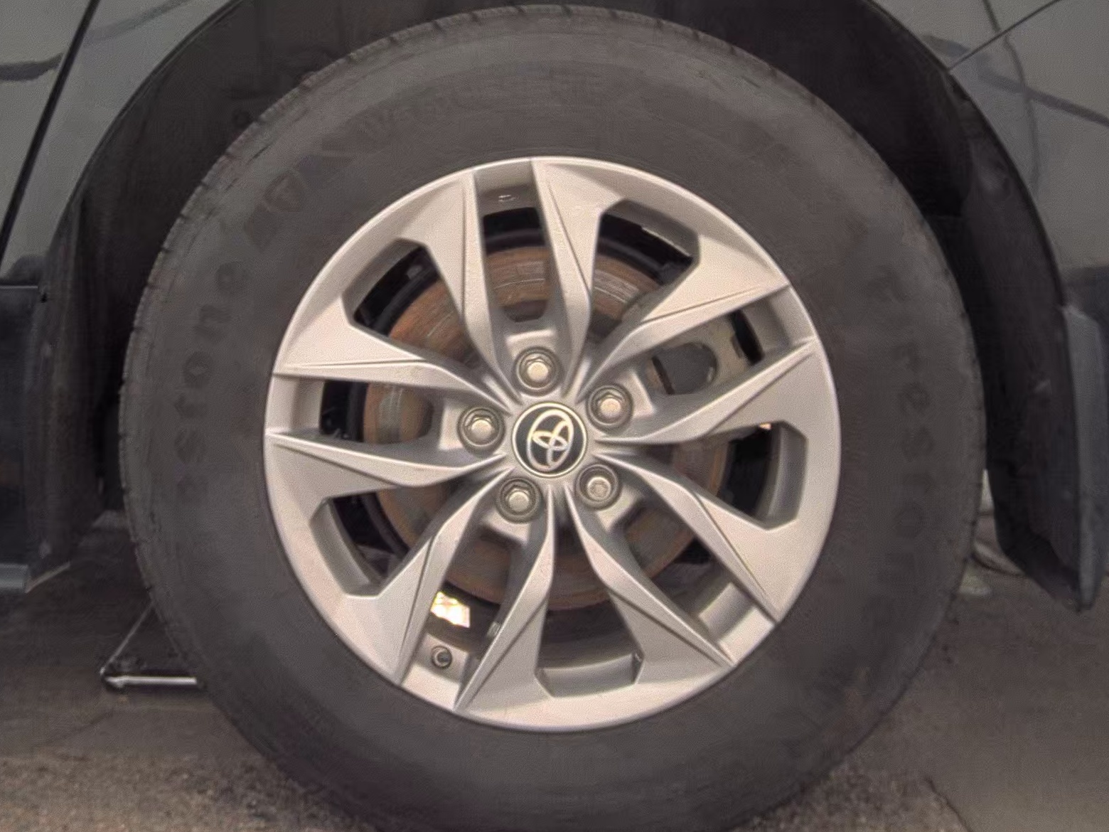 2022 Toyota Sienna LE AWD