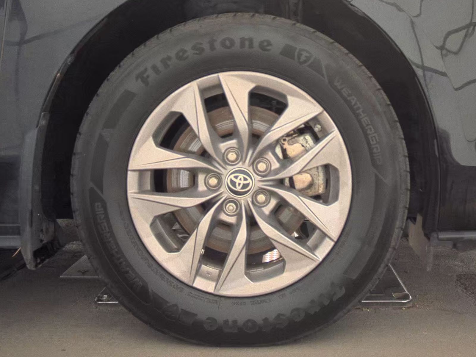 2022 Toyota Sienna LE AWD
