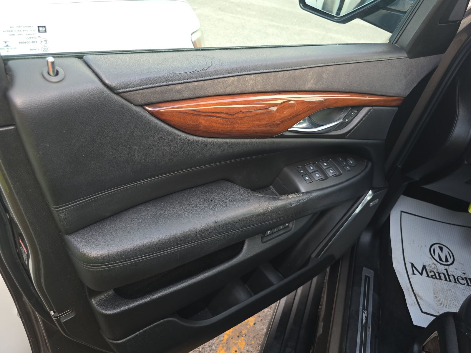 2016 Cadillac Escalade Premium RWD