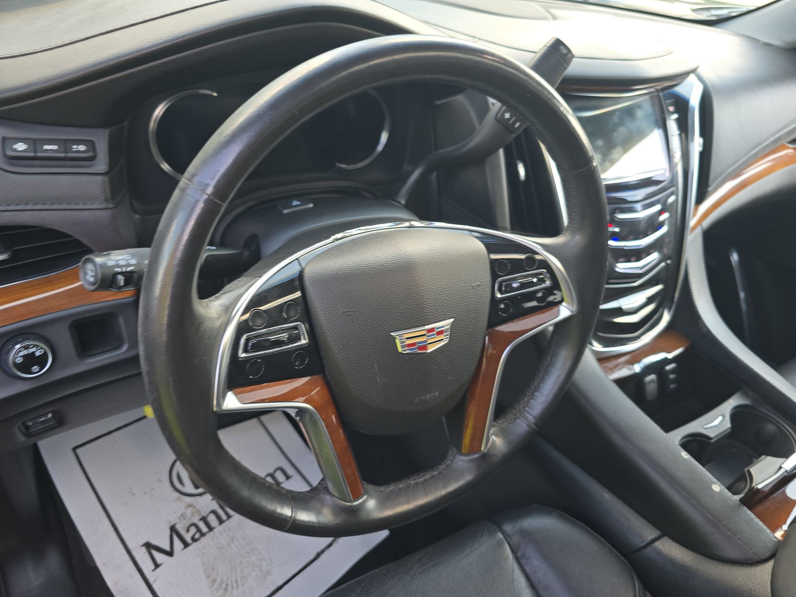 2016 Cadillac Escalade Premium RWD