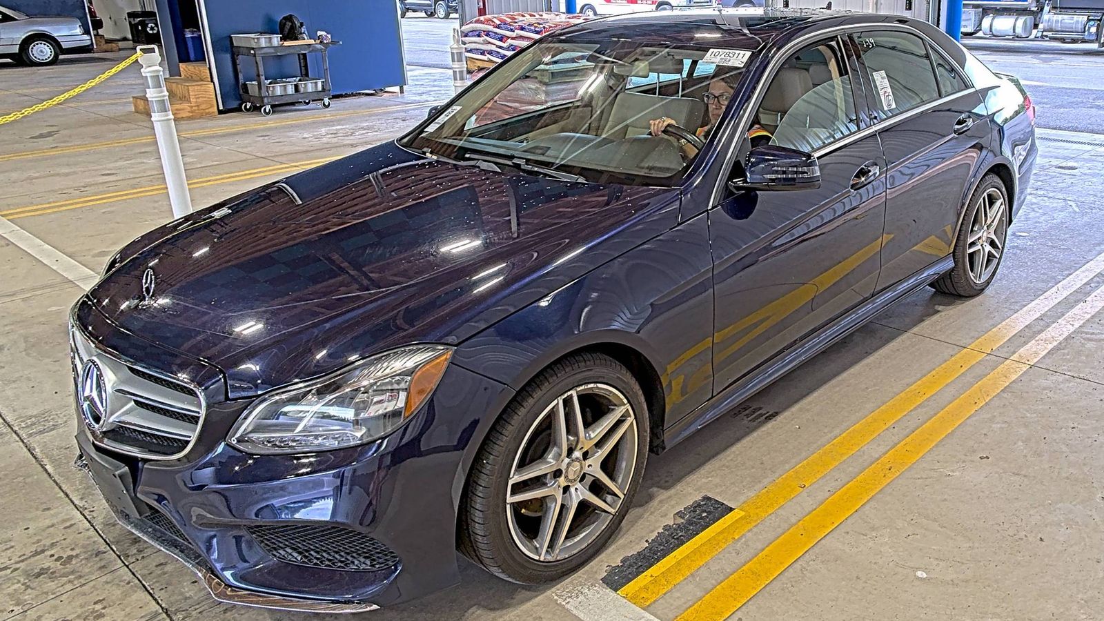 2015 Mercedes-Benz E 350 4MATIC Sedan