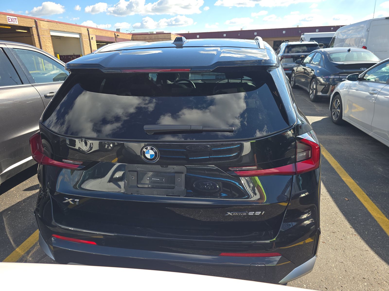 2025 BMW X1 xDrive28i AWD