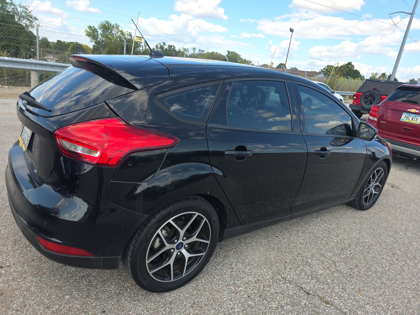 2017 Ford Focus SEL FWD