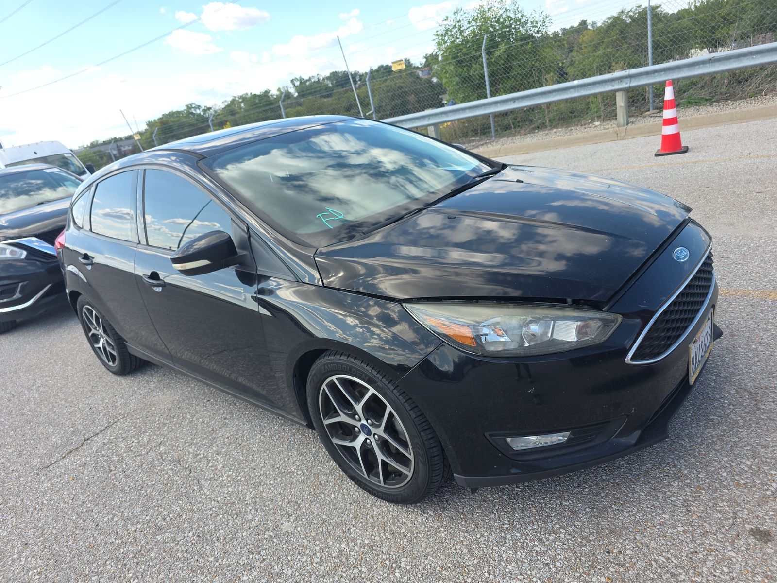 2017 Ford Focus SEL FWD