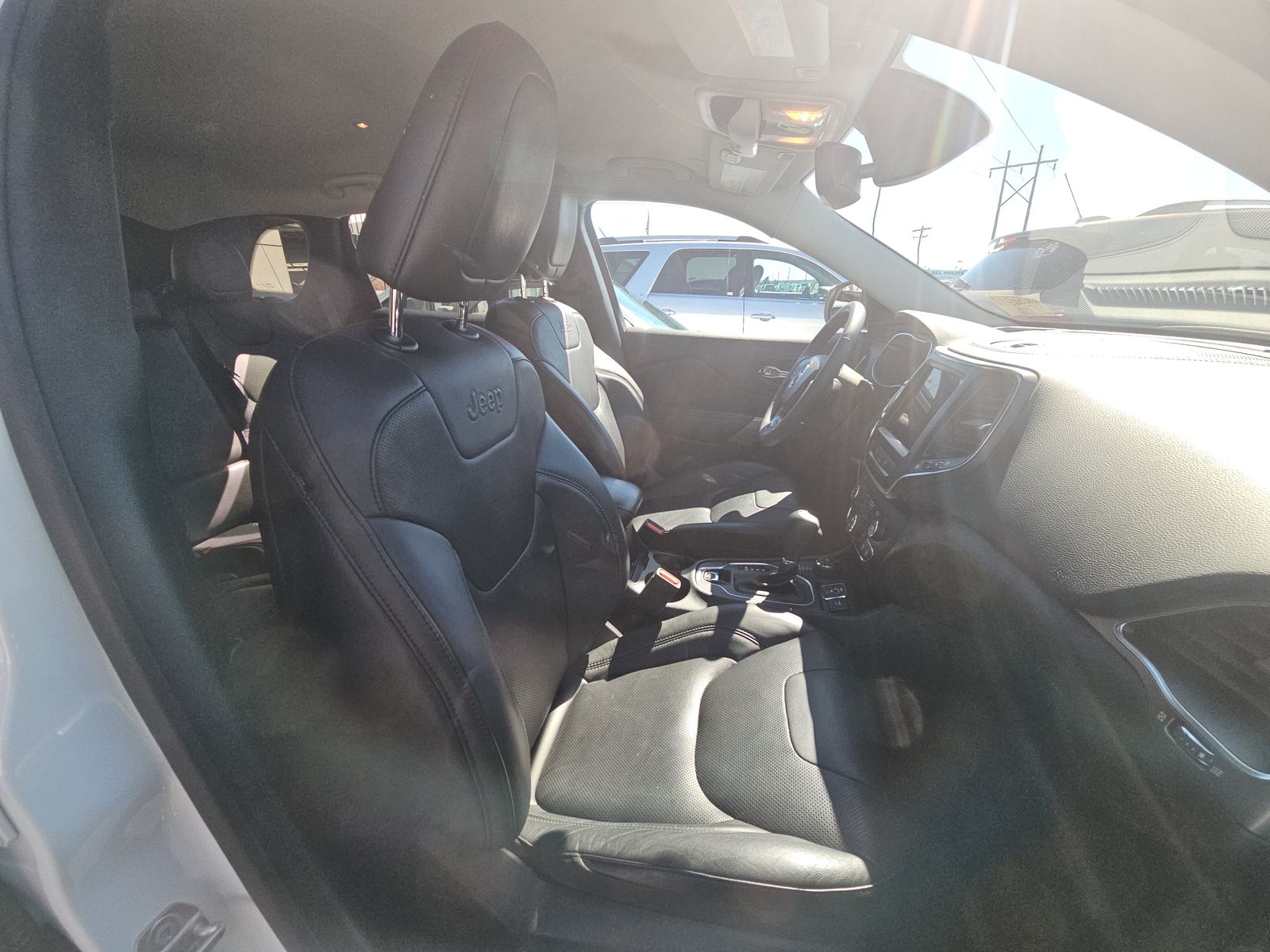 2021 Jeep Cherokee Latitude Lux AWD