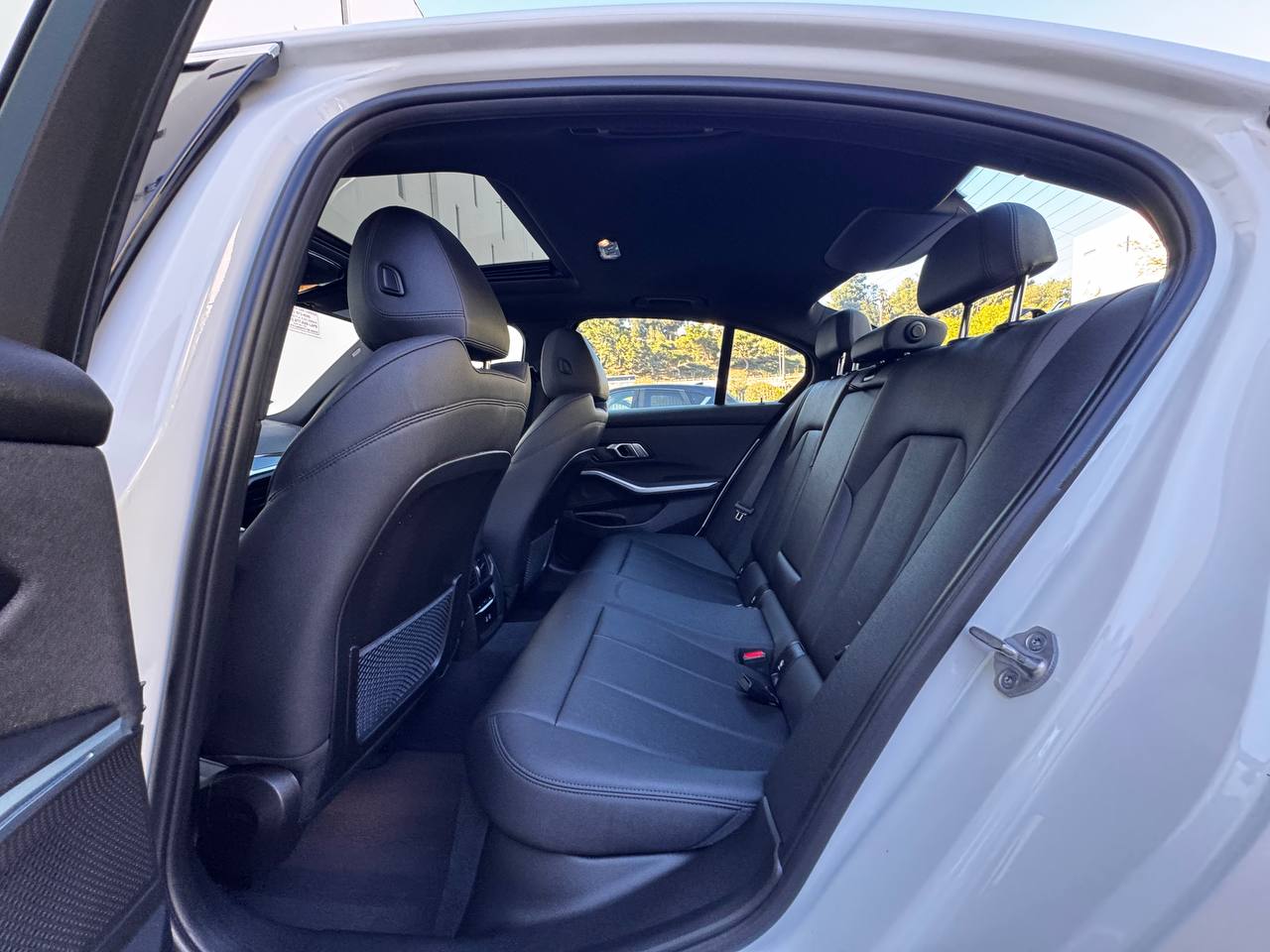 2021 BMW 3 Series 330e xDrive AWD