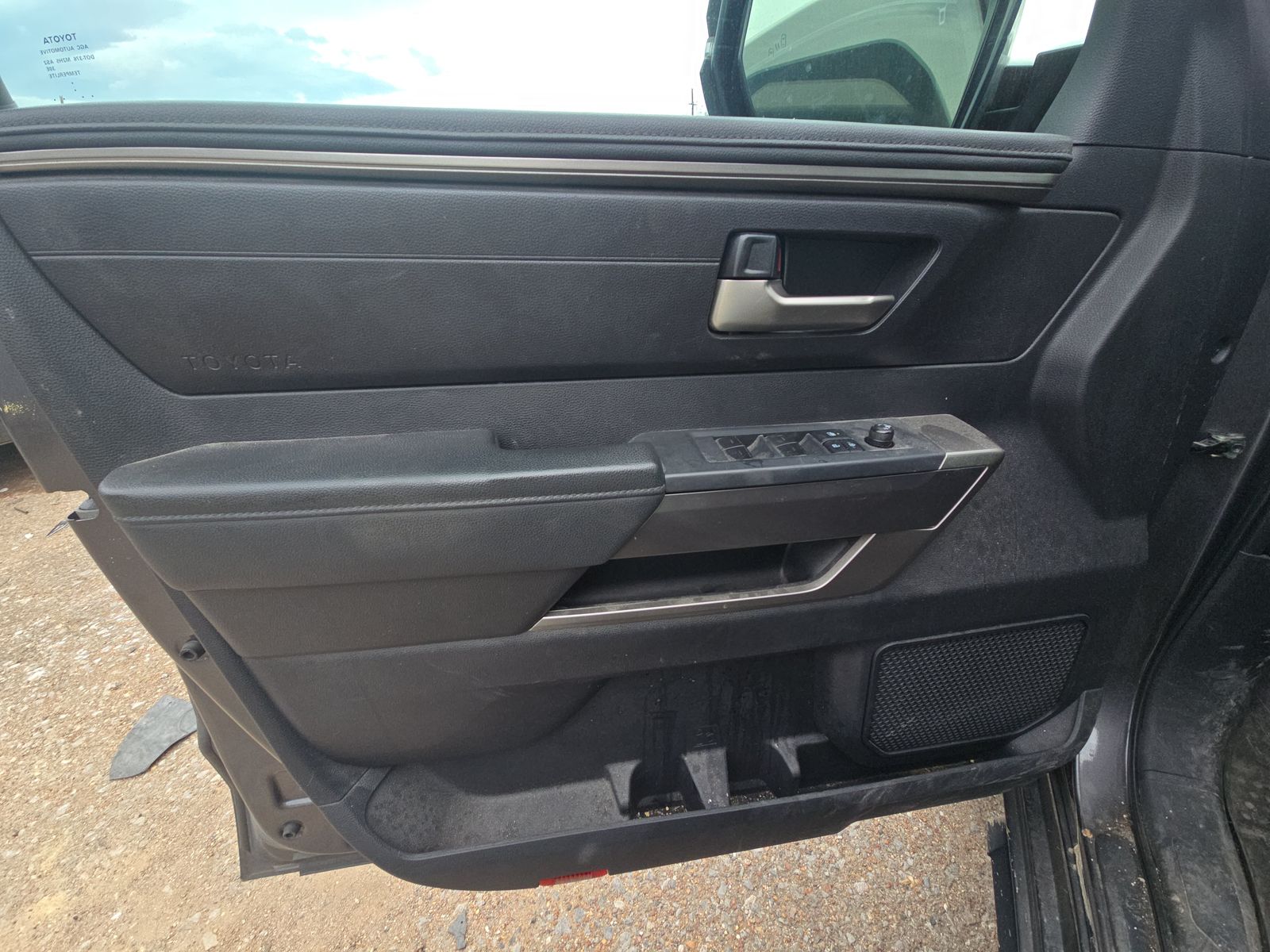 2022 Toyota Tundra SR5 AWD