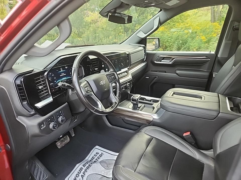 2022 Chevrolet Silverado 1500 RST AWD