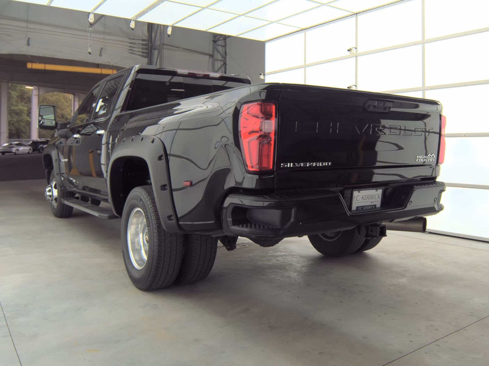 2022 Chevrolet Silverado 3500HD High Country AWD