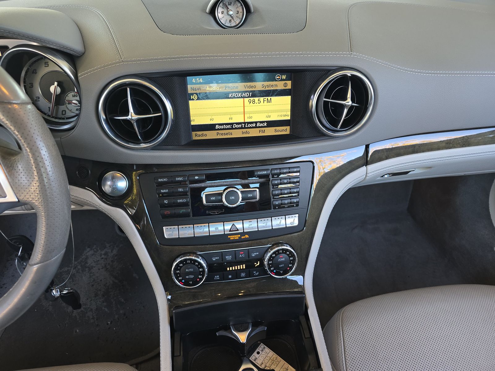 2013 Mercedes-Benz SL-Class SL 550 RWD