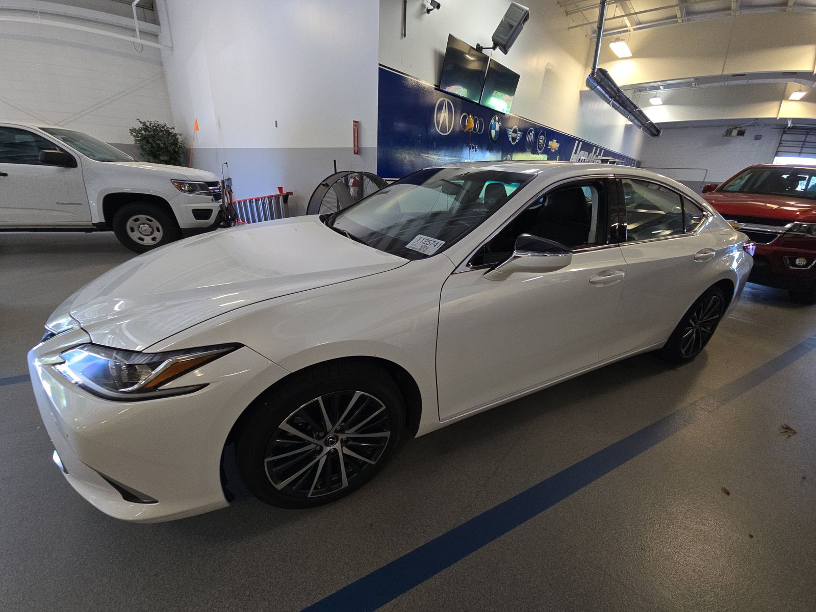 2024 Lexus ES 350