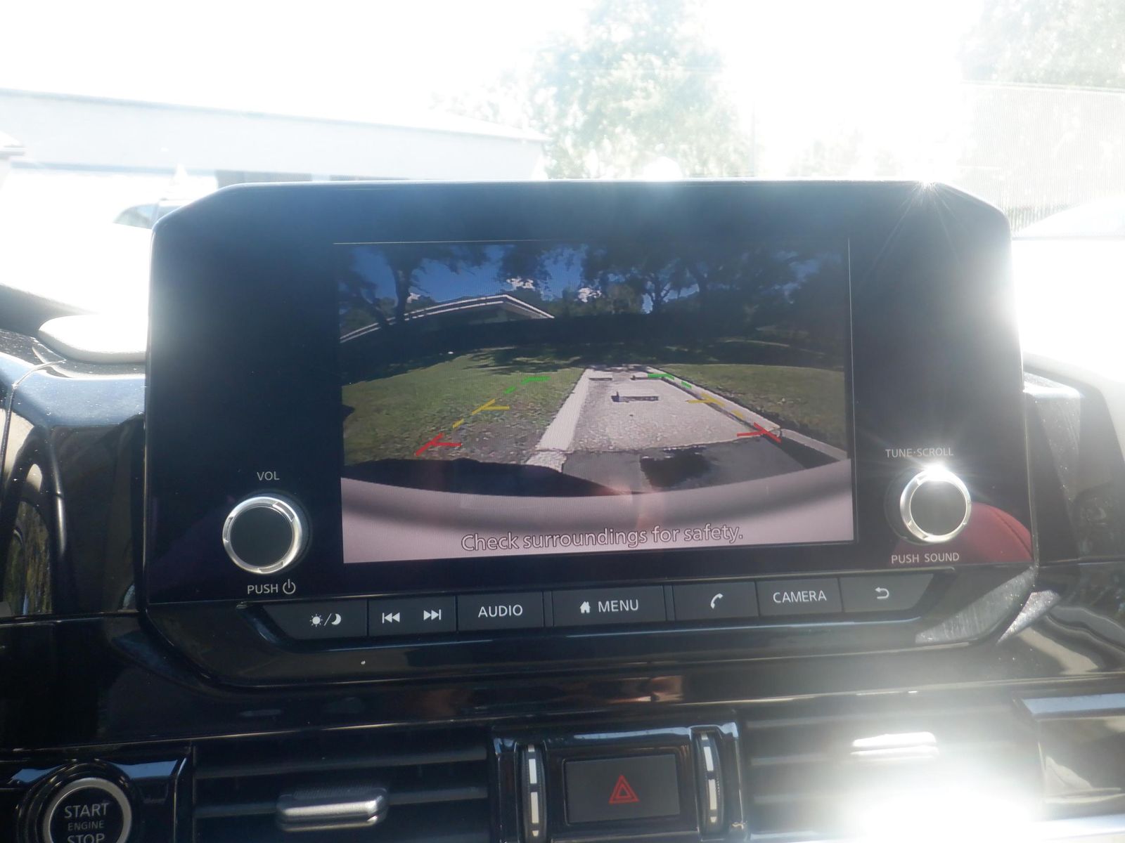 2024 Nissan Pathfinder SV FWD