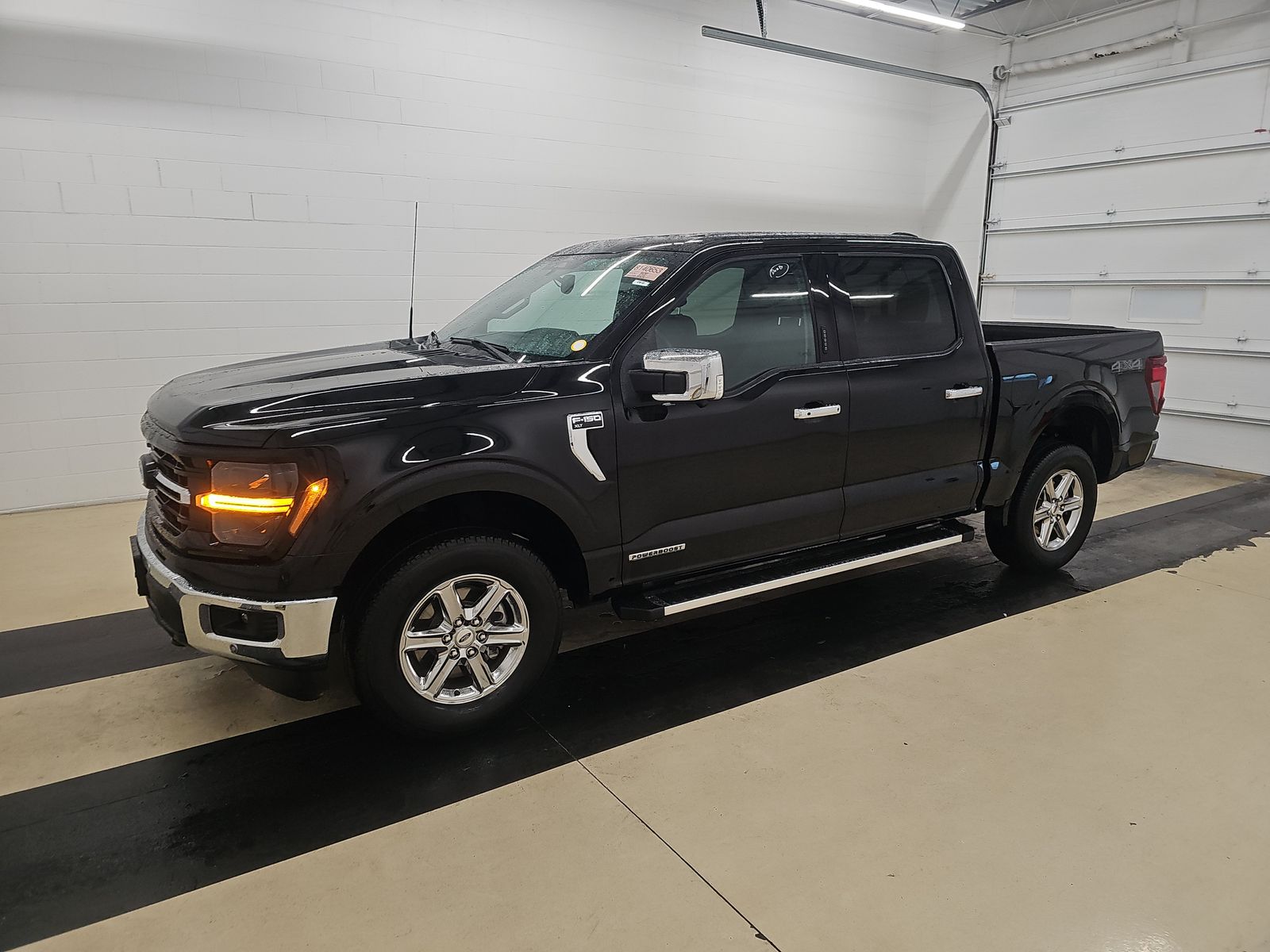 2024 Ford F-150 Hybrid XLT AWD