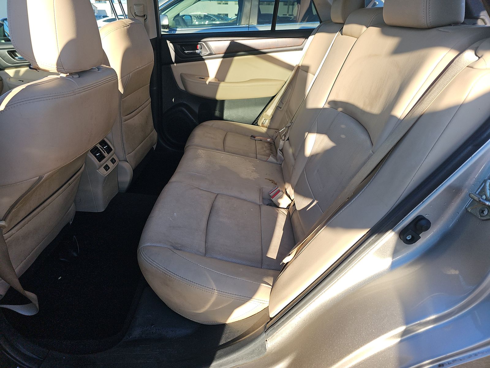 2015 Subaru Outback 2.5i Limited AWD