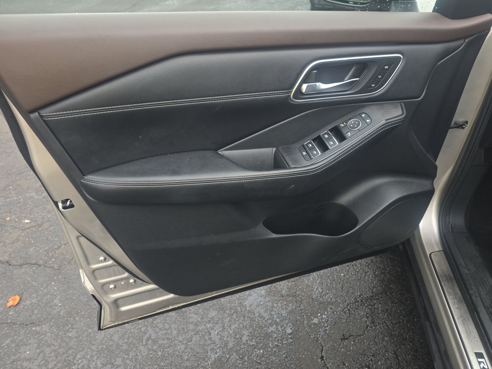 2023 Nissan Rogue Platinum AWD