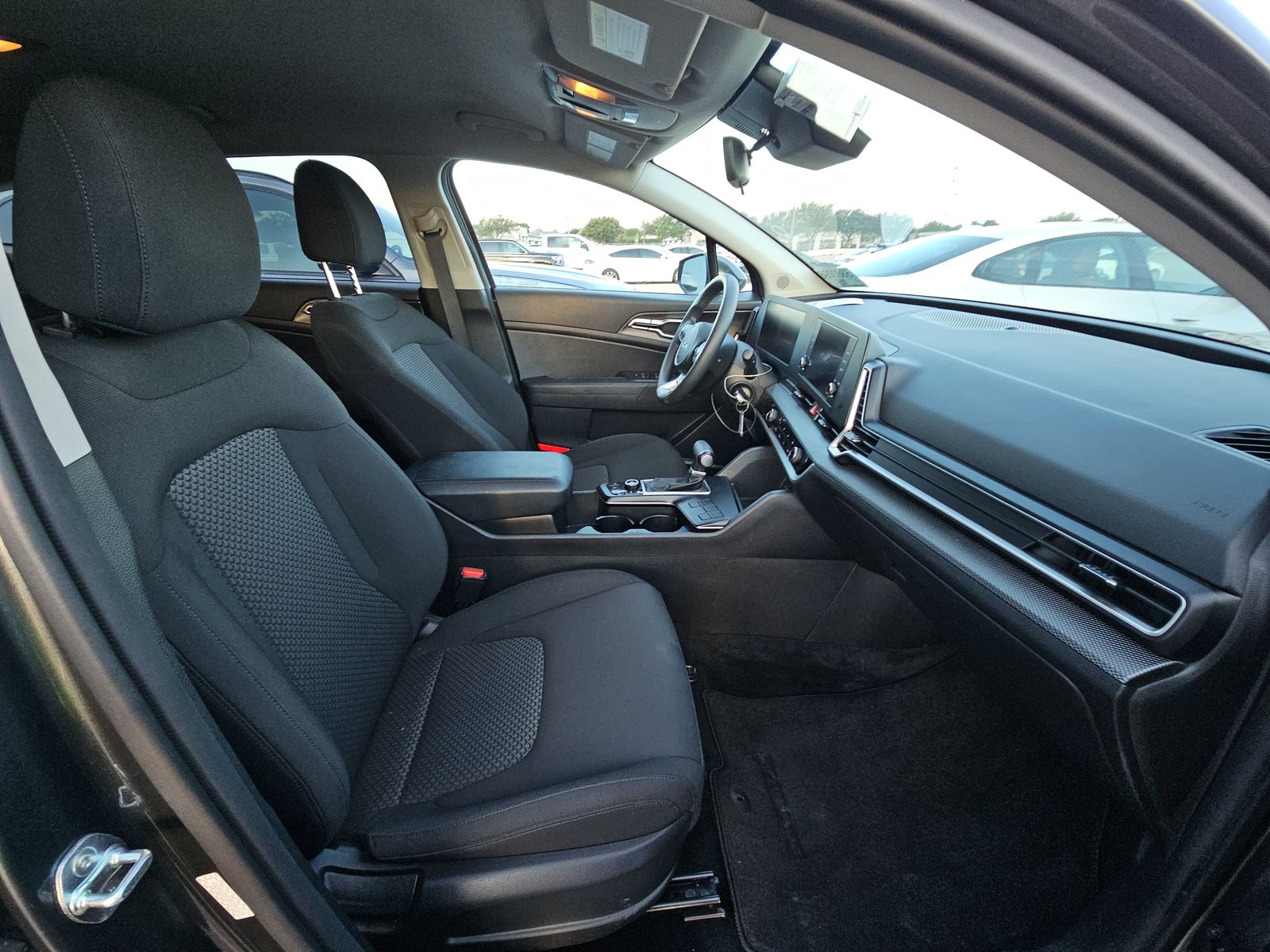 2024 Kia Sportage LX FWD