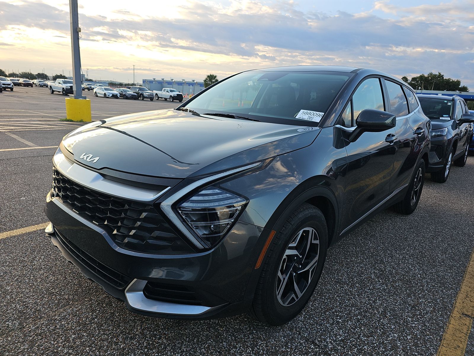 2024 Kia Sportage LX FWD