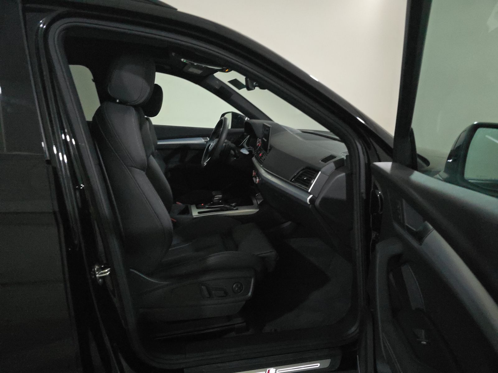 2024 Audi Q5 S line Premium Plus AWD