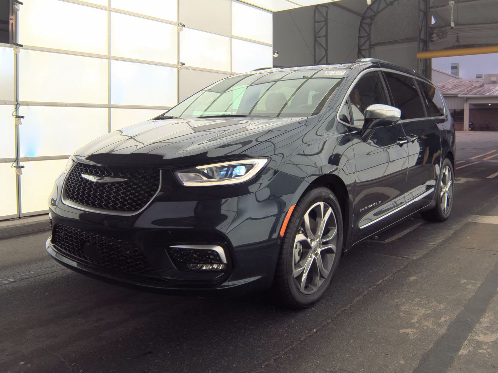 2024 Chrysler Pacifica Pinnacle FWD