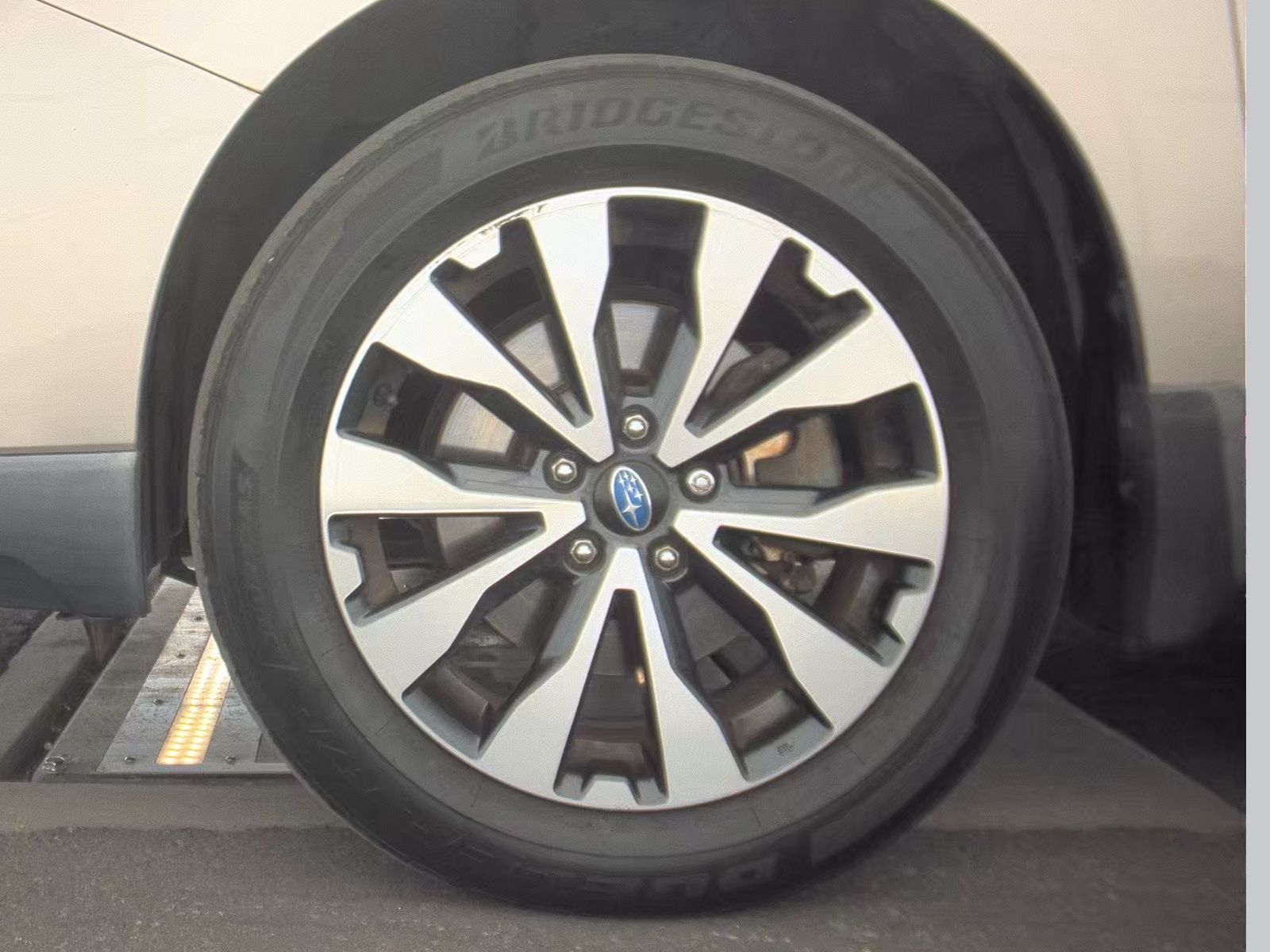 2015 Subaru Outback 2.5i Limited AWD