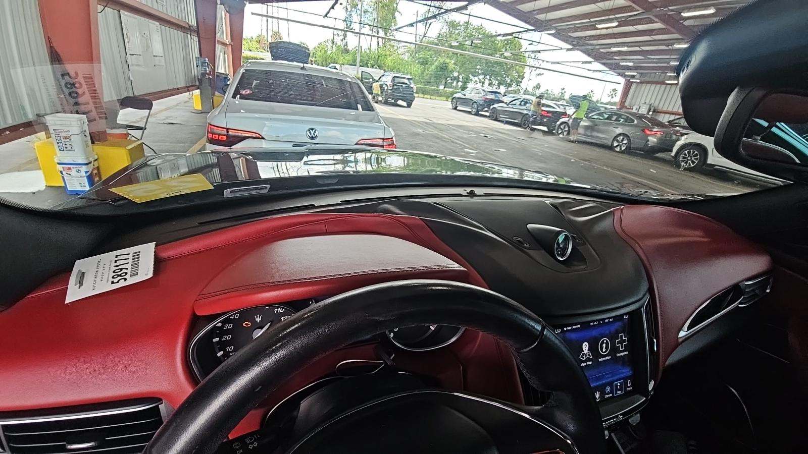 2017 Maserati Levante Base AWD