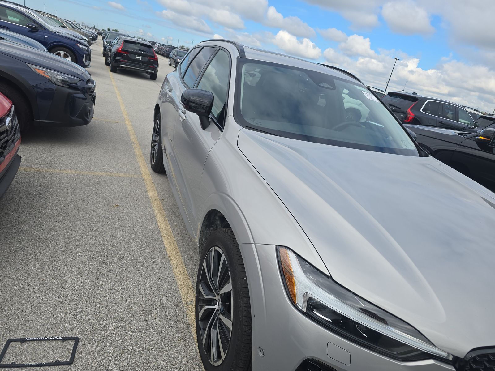 2025 Volvo XC60 B5 Plus AWD