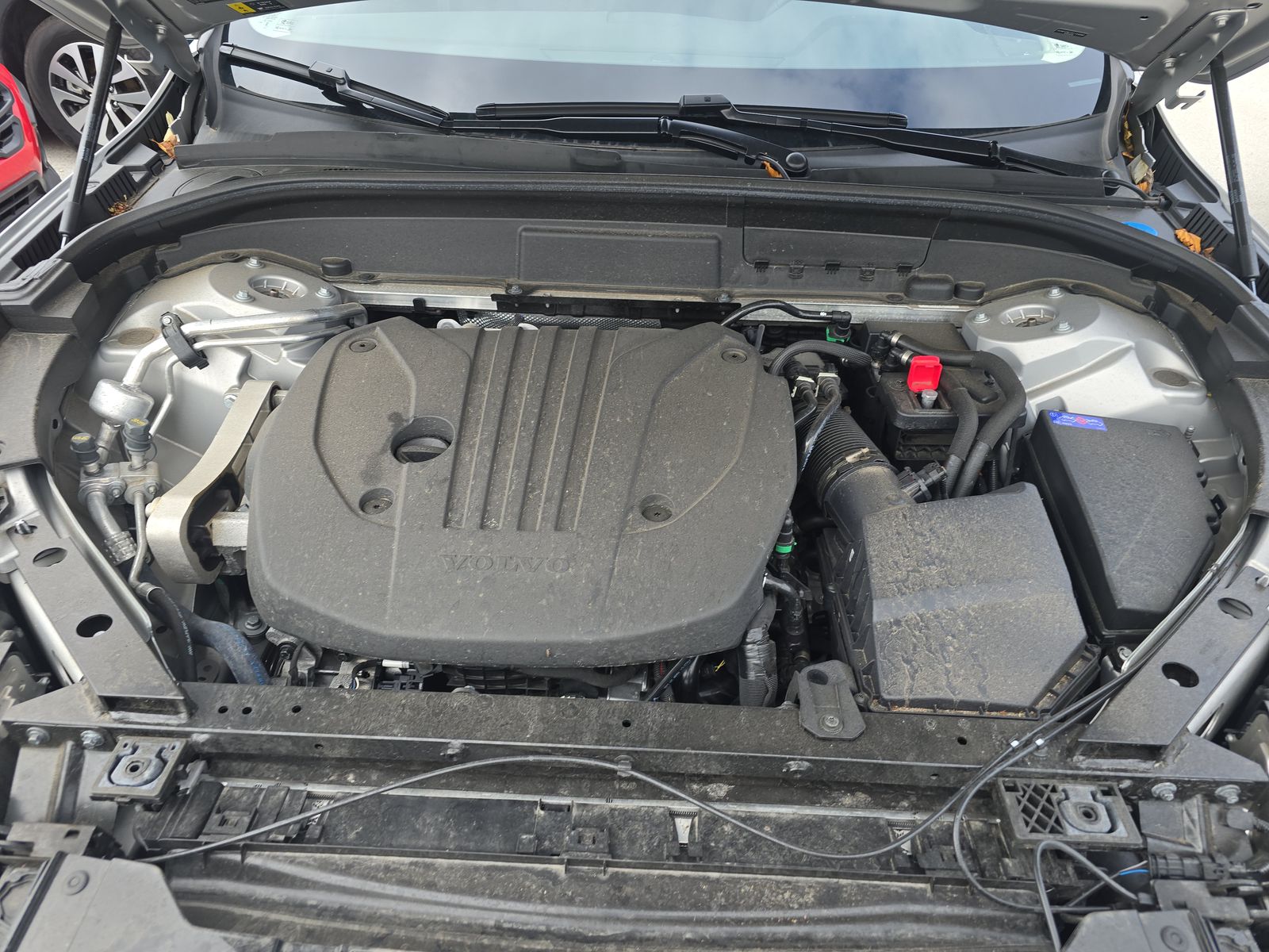 2025 Volvo XC60 B5 Plus AWD