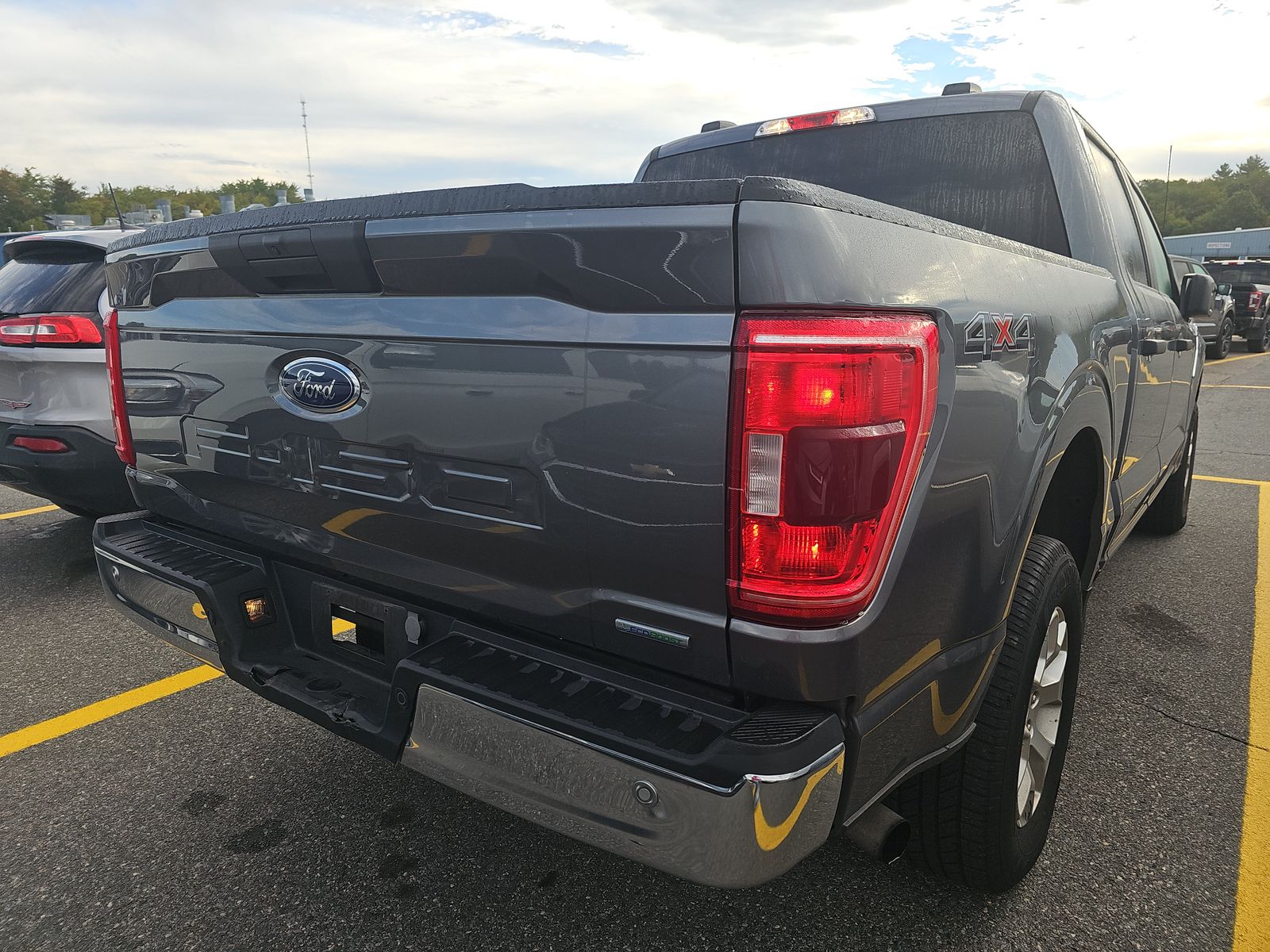2023 Ford F-150 XLT AWD