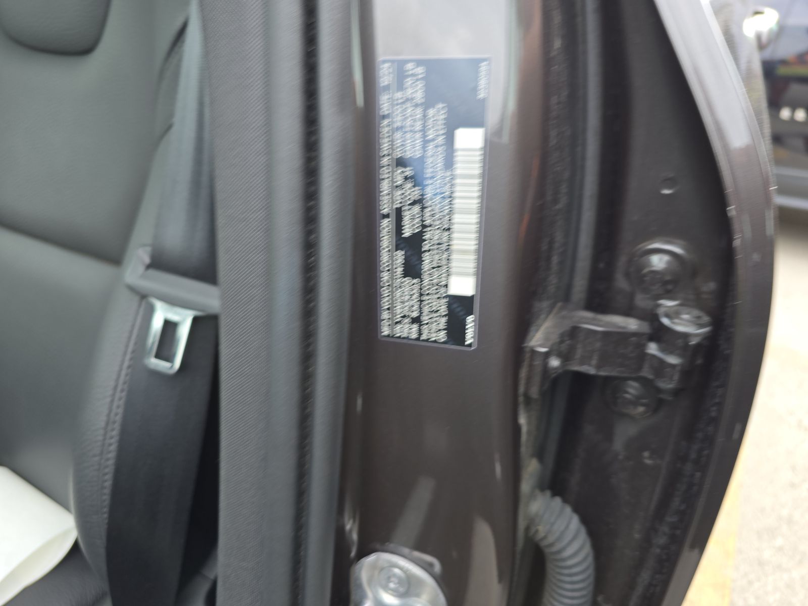 2025 Volvo XC60 B5 Plus AWD