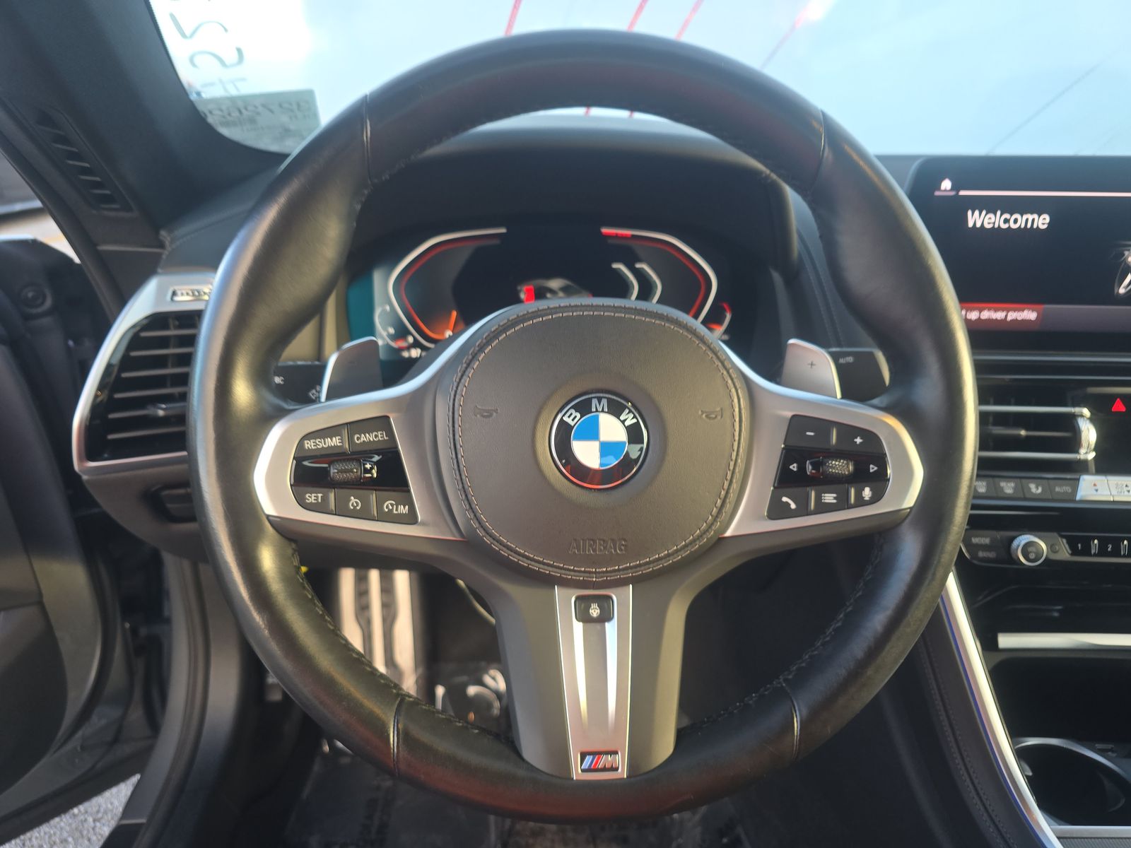 2024 BMW 8 Series 840i RWD