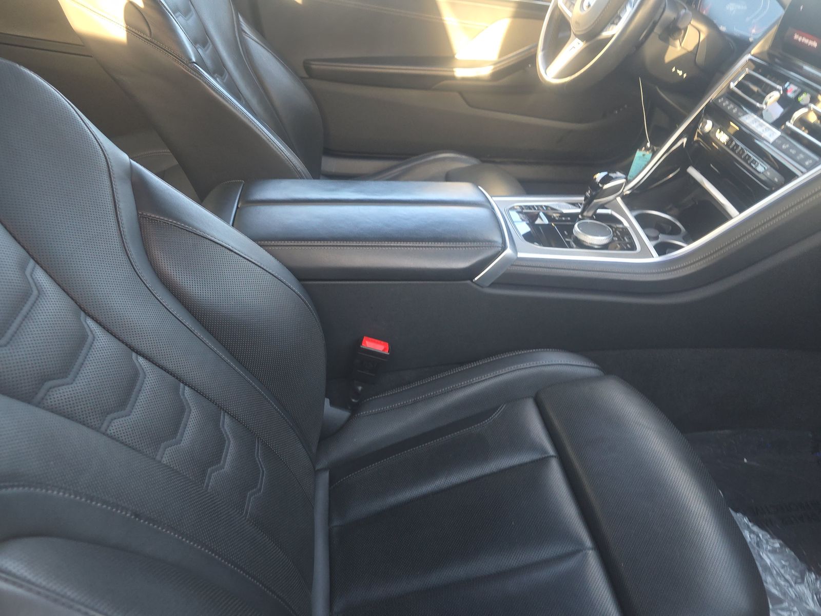 2024 BMW 8 Series 840i RWD